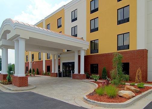 Comfort Atlanta Airport Hotel 3*